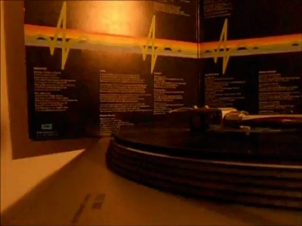 Pink Floyd - The Dark Side (One) Of The Moon