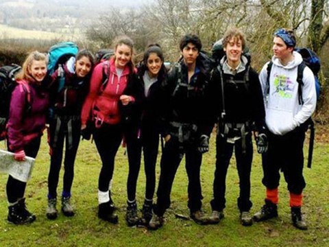 Lehren Bulletin Spotted SRKs Son With Big Bs Granddaughter