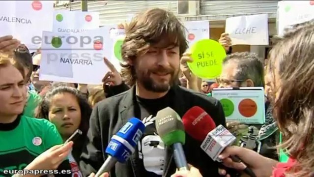 PAH defiende el carácter pacífico de los 'escraches'