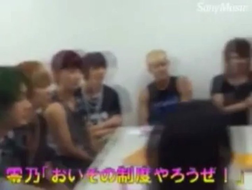 ViViD×MYNAME WHAT's IN (비빗도x마이네임) 1