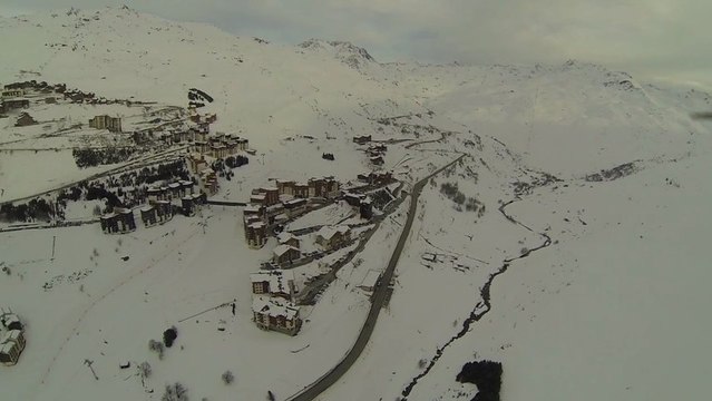 Vol drone FPV aux Menuires