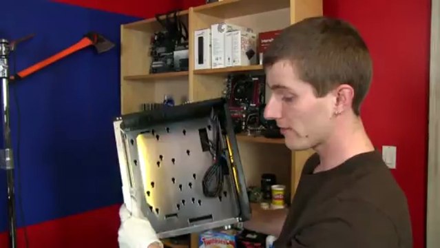 Cubitek Mini Cube ITX Case Unboxing & First Look Linus Tech Tips