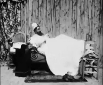 Une Nuit Terrible - A Terrible Night - Georges Méliès - 1896