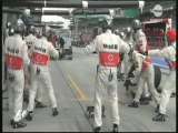 Malaisie 2013 : Accrochage Toro Rosso Caterham - Hamilton rentre chez McLaren