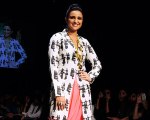 Hot Parineeti Chopra Sizzle the Ramp