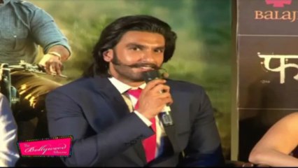 Ranveer Singh & Sonakshi Sinha Launch 'Lootera' Look 😢