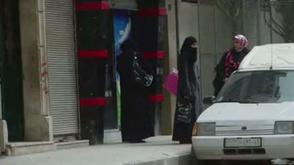 سوريون عائدون الى حلب يحاولون استعادة حياة طبيعية