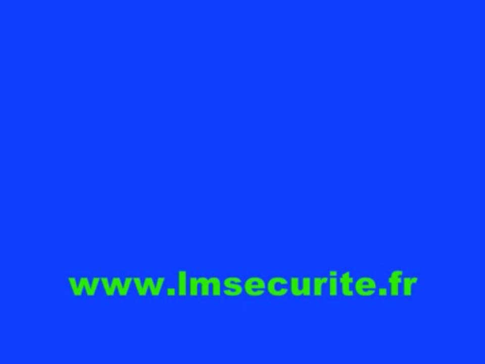 cône  routier  indestructible  à  bandes  prismatiques  haute  visibilité