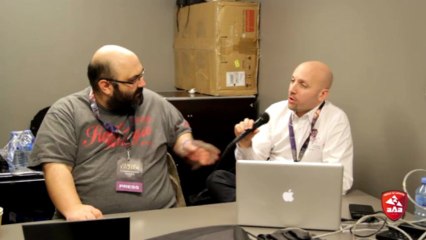 Samy Ouerfelli au micro lors des LCS Lille