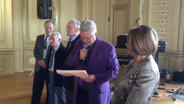 Bal du Printemps 2013 à Clichy : Intervention de Gilles CATOIRE et remise de la médaille d'or de la ville à Edmond VANDERMEERSCH