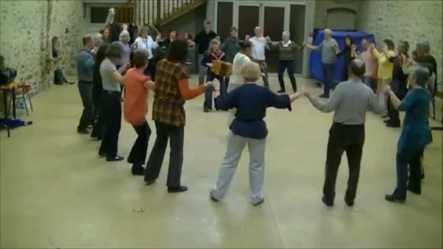 folkpourtous86 danse des palmiers 03/13