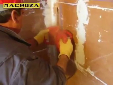 Phay hai rãnh với máy phay đục rãnh tường Macroza - Mai Thủy Hotline 0913 23 80 23