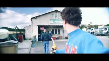 Pas Très Normales Activités 1 blague à la minute !