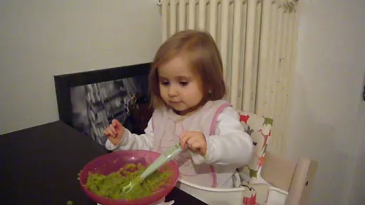 Eline mange... et Channel aussi !