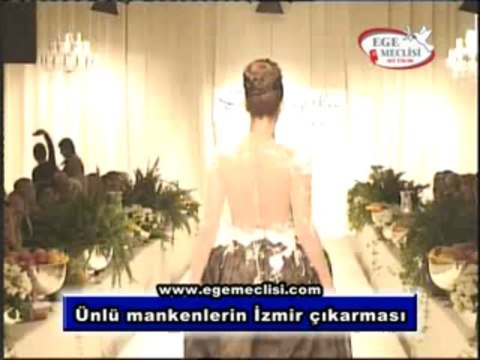 ÜNLÜ MANKENLERİN İZMİR ÇIKARMASI