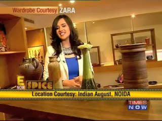 Caught on Camera: Jacqueline Fernandez & Sonam Kapoor