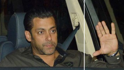 Salman Khan Visits Sanjay Dutt's House To Show Support