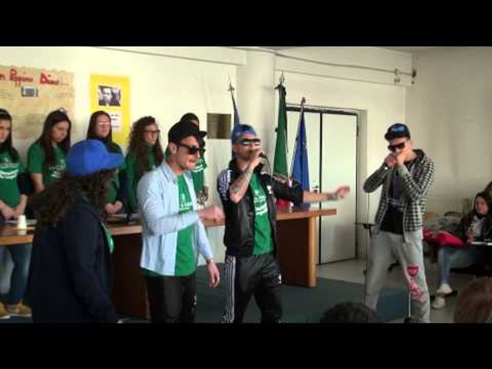 Aversa (CE) - Legalità, il giudice Raffaello Magi all'Itc "Gallo" (22.03.13)