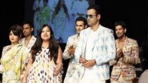 Rohit Roy Walks The Ramp For Designer Aarti Vijaygupta | Lakme Fashion Week Summer/Resort 2013