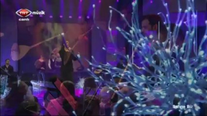 Serpil SARI-Güzelliğin on para etmez-TRT