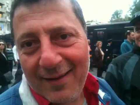 Πολίτης μιλά για την παρέλαση της 25ης Μαρτίου