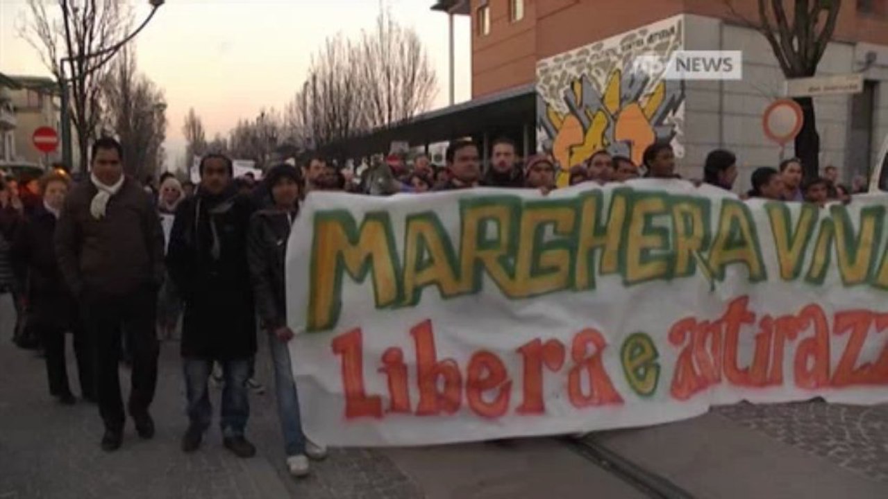 NO ALLA VIOLENZA, IN DUEMILA ALLA FIACCOLATA