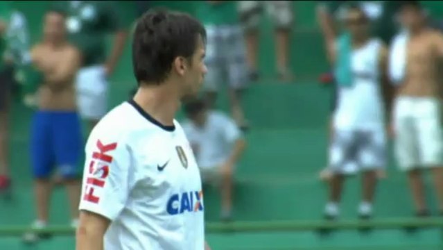 Cade il Guarani, Corinthians cinico anche senza Pato