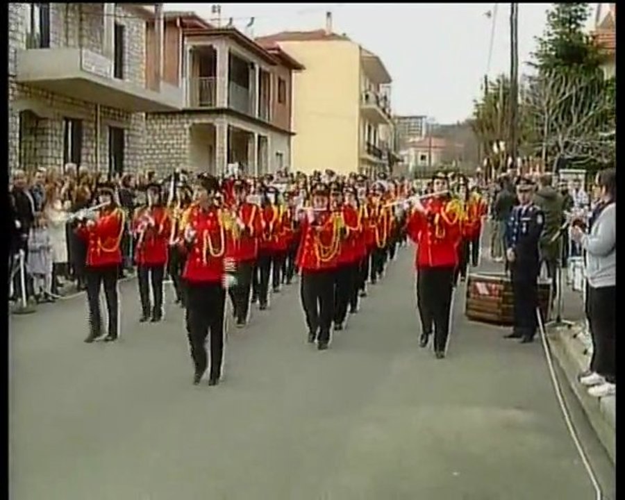 25η Μαρτίου 2013 παρέλαση στο Καρπενήσι