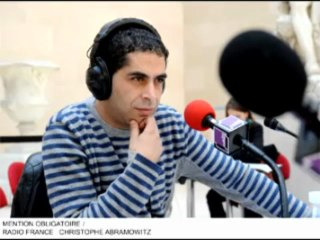 Tewfik Hakem passe en revue les traductions de BOOSTER