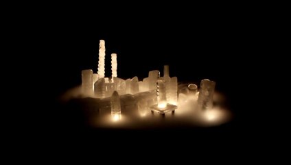 HOUSES "REDS" [DIR. LAMAR+NIK]