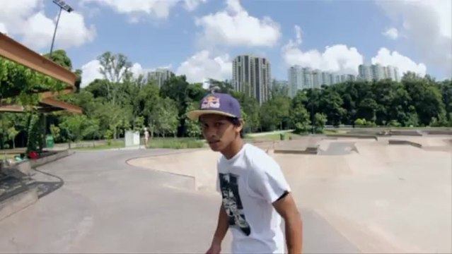 Street Skating in Singapore - Space Pirate - Farris Rahman 2013