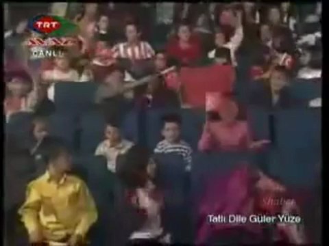 Sevcan Orhan - Kalenin dibinde bir taş olaydım