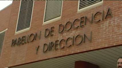 Operada de un tumor durante una cesárea parcial