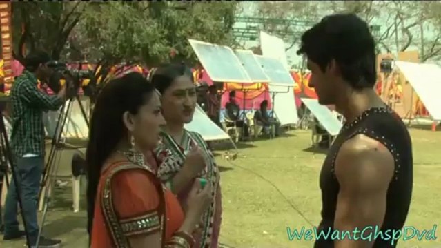 *HD* *Gurmeet Choudhary* GC & Karan Wahi shares holi plans Rang De Colors *HD*