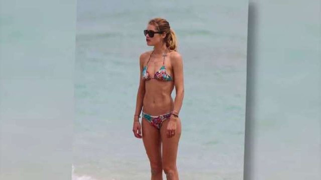 Doutzen Kroes Flaunts Bikini Body
