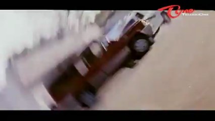 Funny Fight Between Mohan Babu - Harsha Vardhan On Road