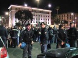 Napoli - Crollo palazzo Chiaia, protestano i residenti (25.03.13)