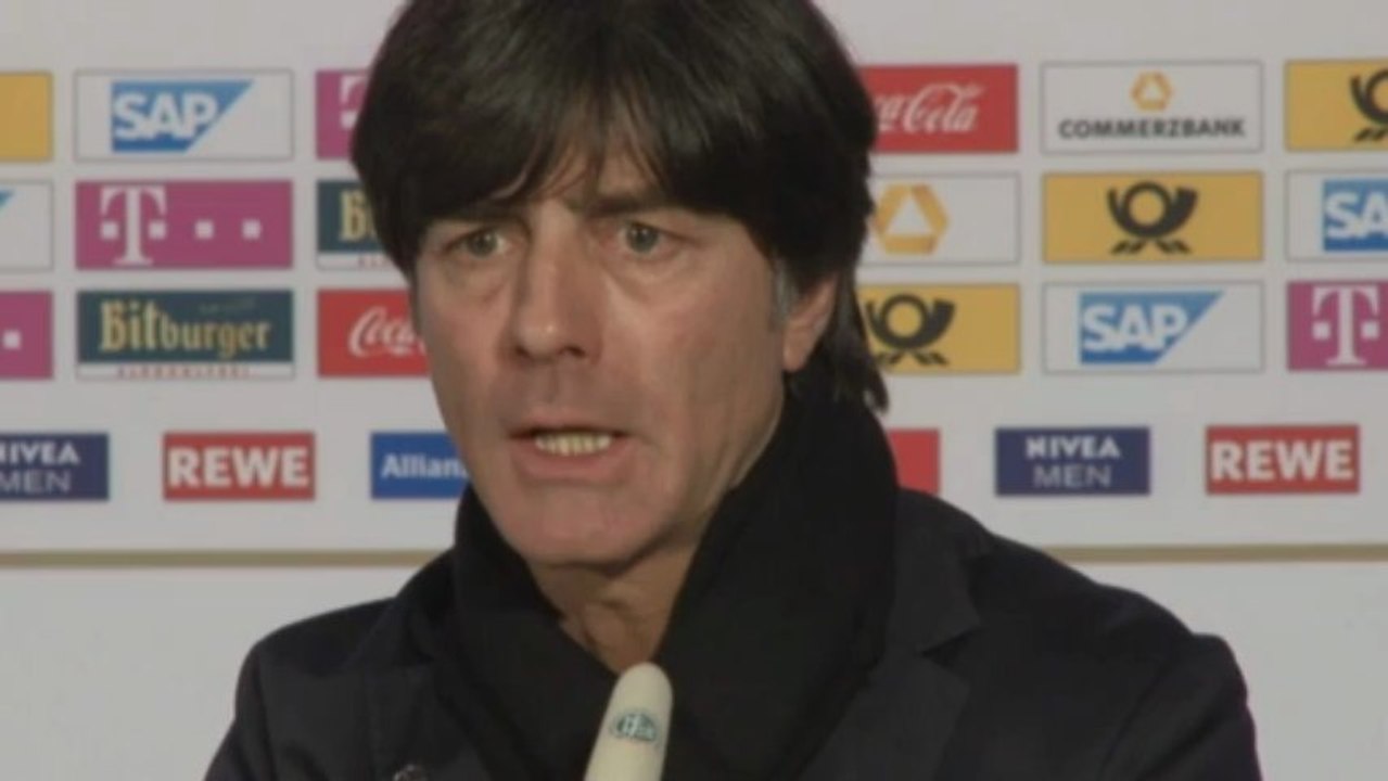 Löw: ' Manuel Neuer soll seinen Spielstil auf keinen Fall umstellen'