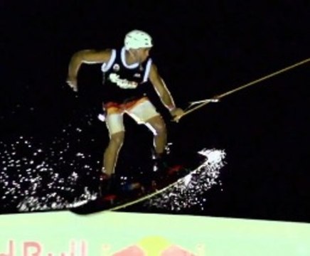 Night Wakeboarding in Brazil - Red Bull Wake Premiere - 2013
