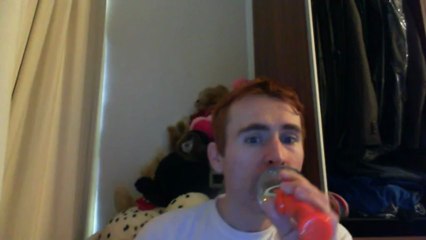 Wiwi égratigne "problem (the monster remix)" de Becky G & Will I Am