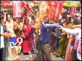 Left parties restart anti-power protest