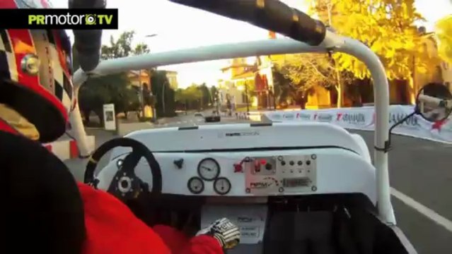 Una vuelta al circuito Montjuic F1 con Tendu Rabat a bordo de su Lotus Seven - PRMotor TV Channe... (HD)