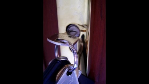 Serrurier Cachan Tél: 01 48 72 38 43