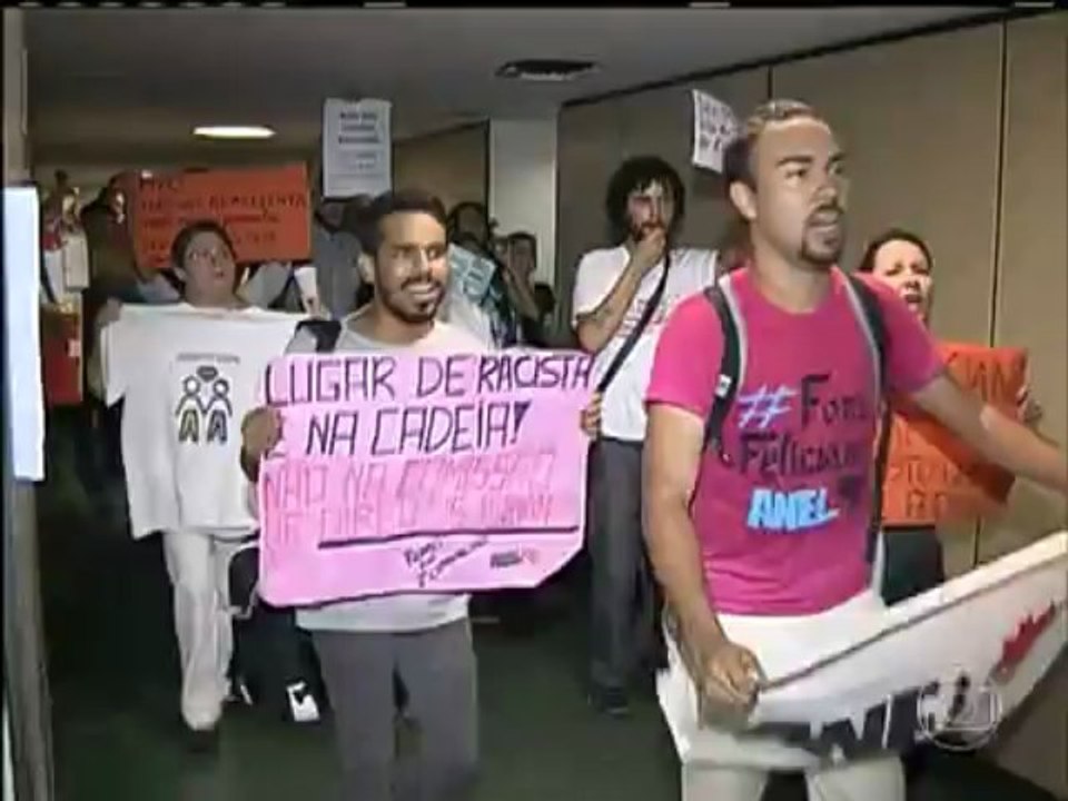 Pastor Marco Feliciano consegue realizar reunião da CDHM e se diz realizado