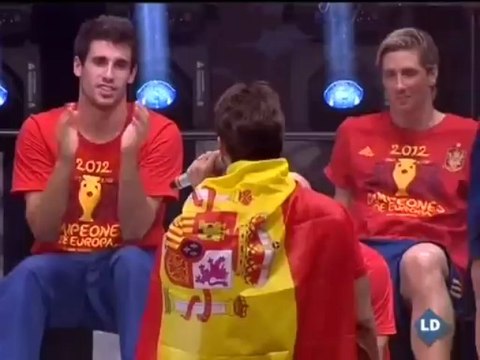 Locura en Cibeles con los campeones