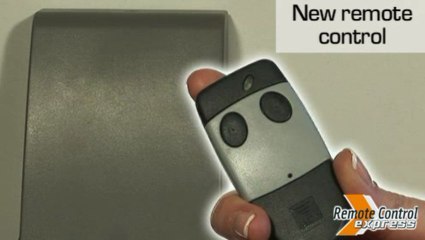 How to program a Cardin S 449 remote