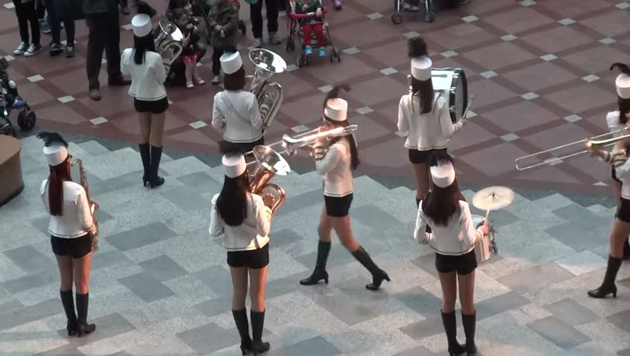 coréennes et fanfare