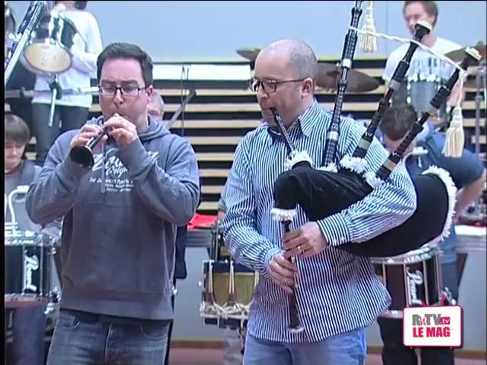 Bagad Avel Mor au Scarabée 2013