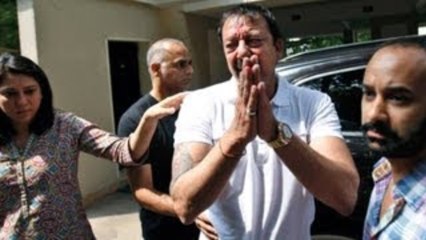 Sanjay Dutt To Surrender, Broke Down To Tears