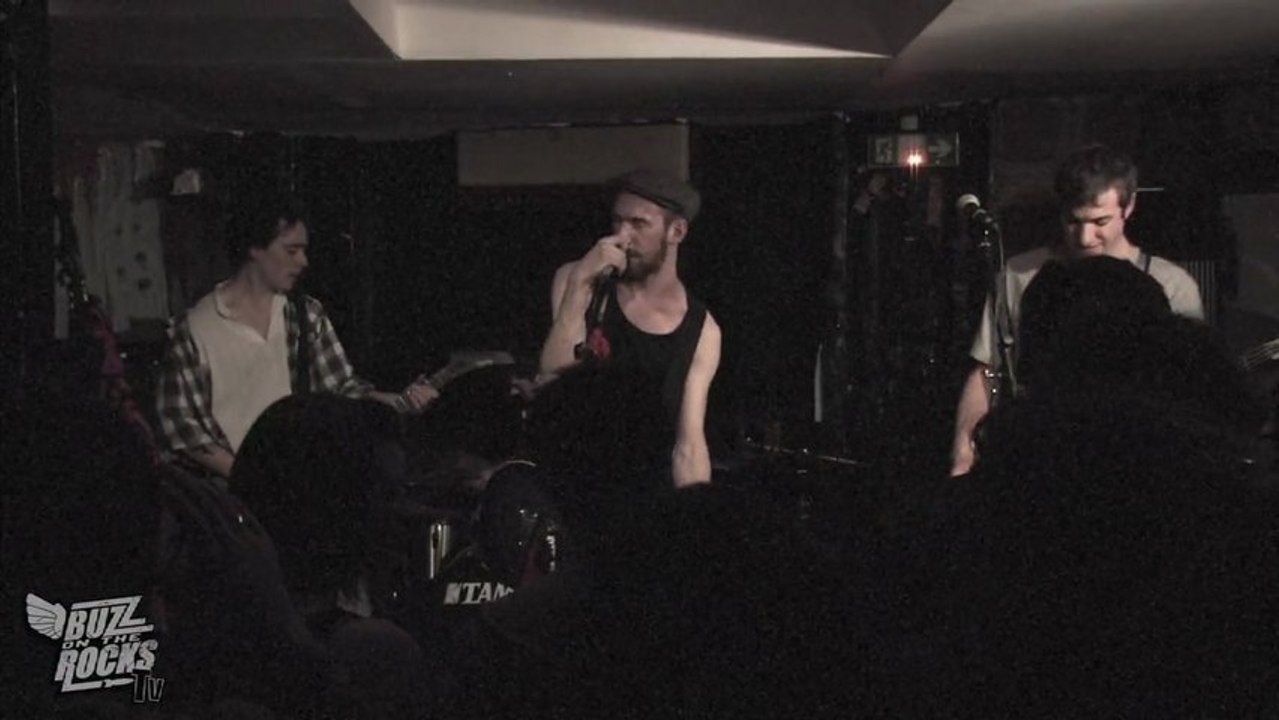 Buzz On The Rocks - "Black Wolf" Gambetta 2013